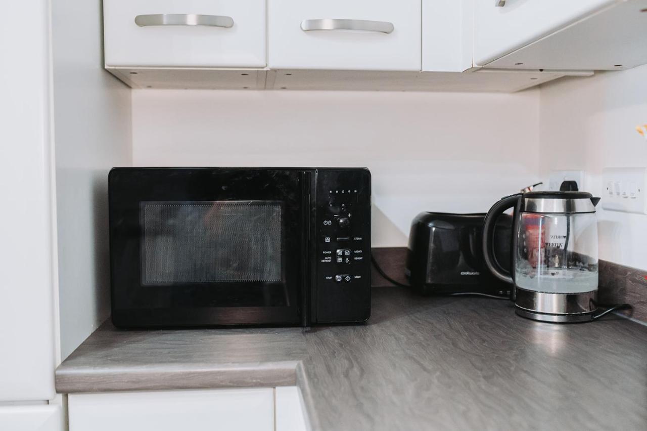 Deluxe 2 Bed Flat In Patchway Near Aztec West And Cribbs Causeway Bristol公寓 外观 照片