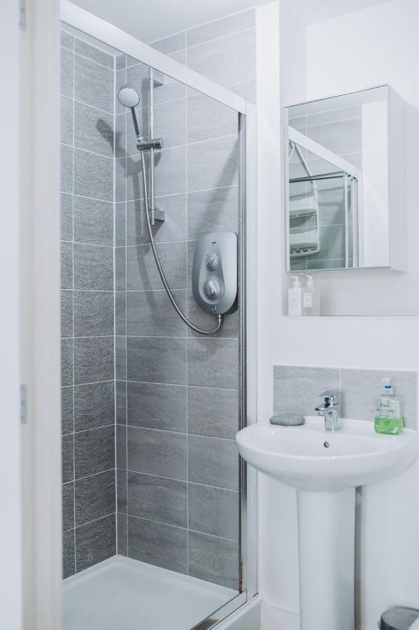 Deluxe 2 Bed Flat In Patchway Near Aztec West And Cribbs Causeway Bristol公寓 外观 照片