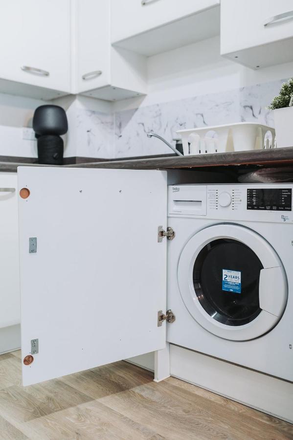 Deluxe 2 Bed Flat In Patchway Near Aztec West And Cribbs Causeway Bristol公寓 外观 照片